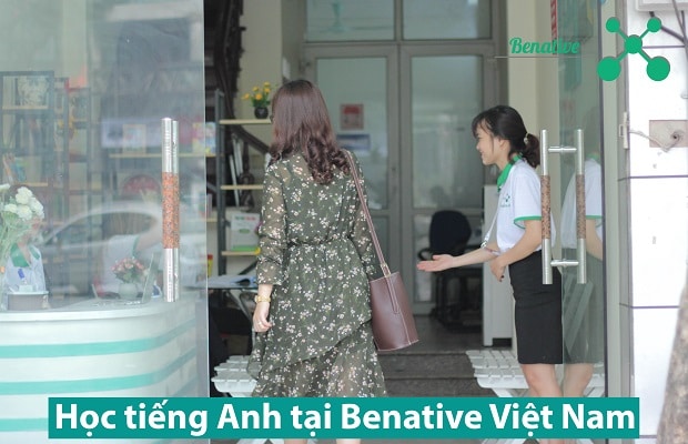 Học tiếng Anh giao tiếp tại Benative Việt Nam